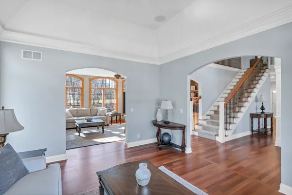 $825,000 | 710 Reserve Court, South Elgin, IL 60177