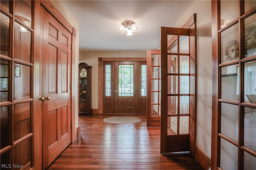 588 Yager Road Clinton, OH 44216 - Photo 4 of 35