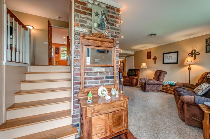 116 Ridgewood Road Franklin, TN 37064 - Photo 3 of 29 Split level foyer