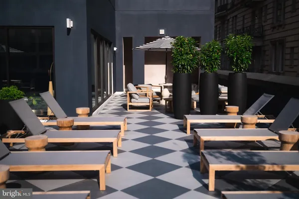 $2,462 | 200 South Broad Street, Unit 821, Philadelphia, PA 19102