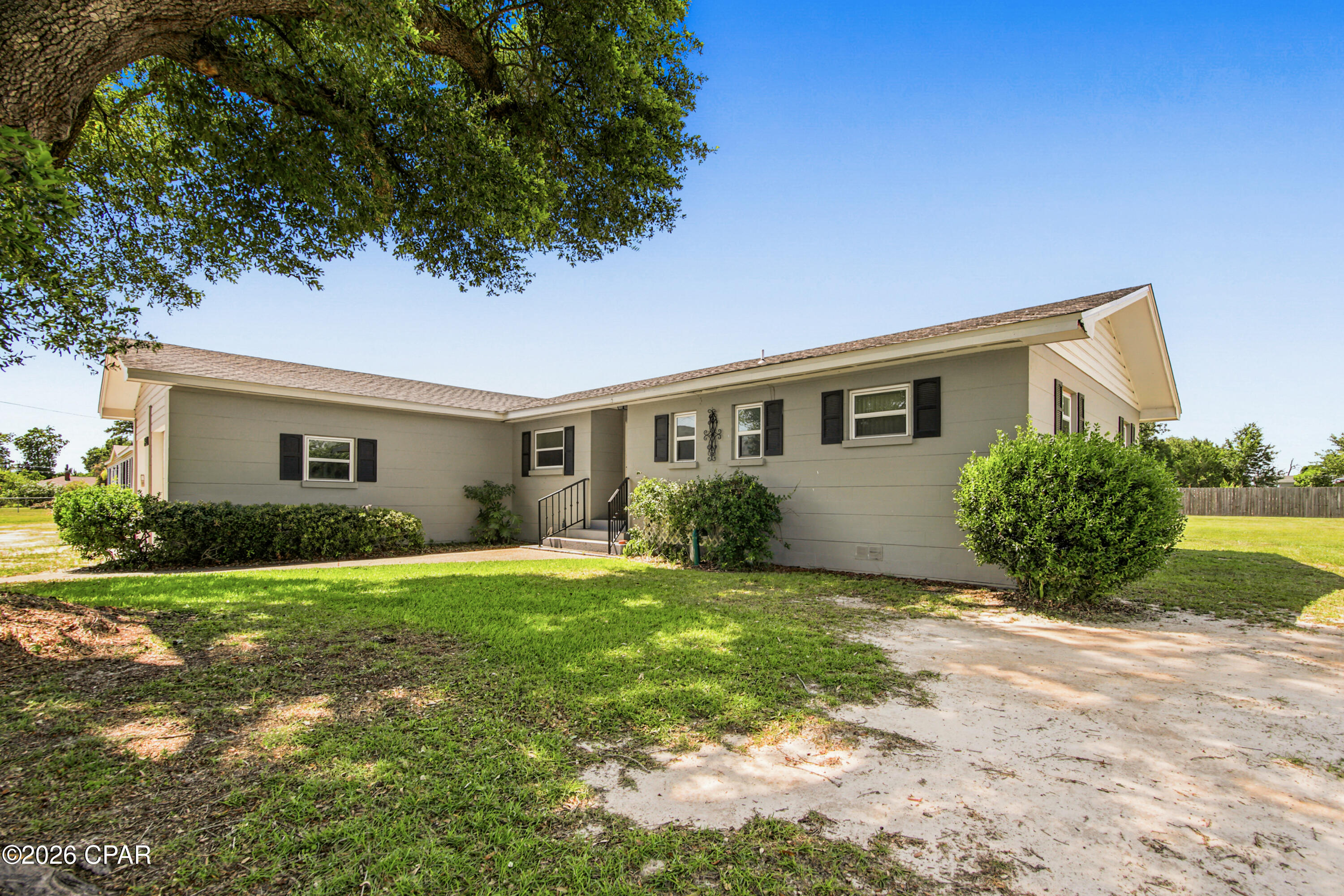 2431 Game Farm Road Panama City, FL 32405 - Photo 2 of 34