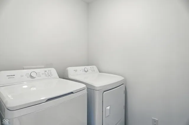 $2,450 | 15294 Swallow Fls Way, Fishers, IN 46037