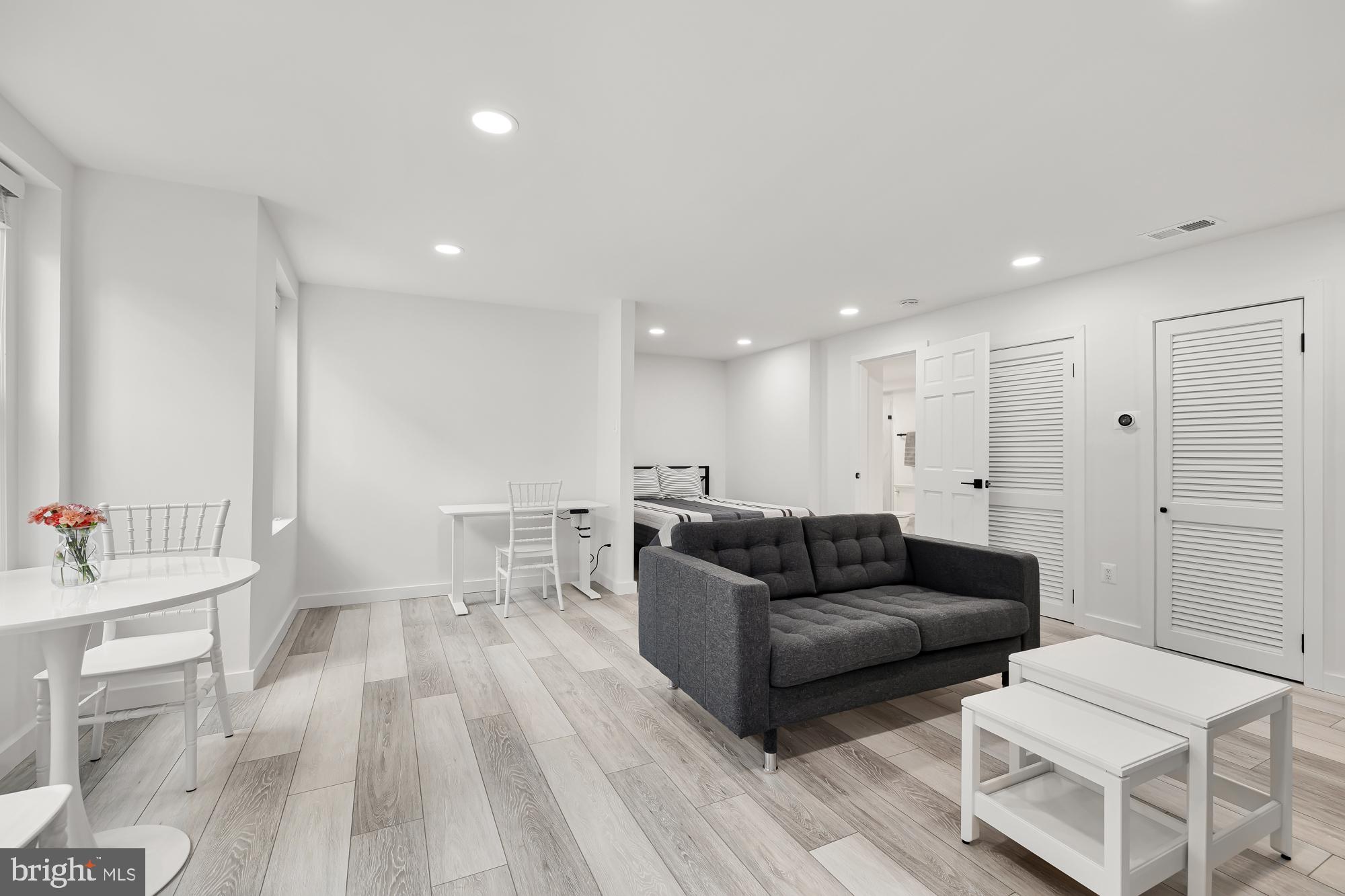 1821 19th Street Northwest, Unit 2 Washington, DC 20009 - Photo 2 of 24