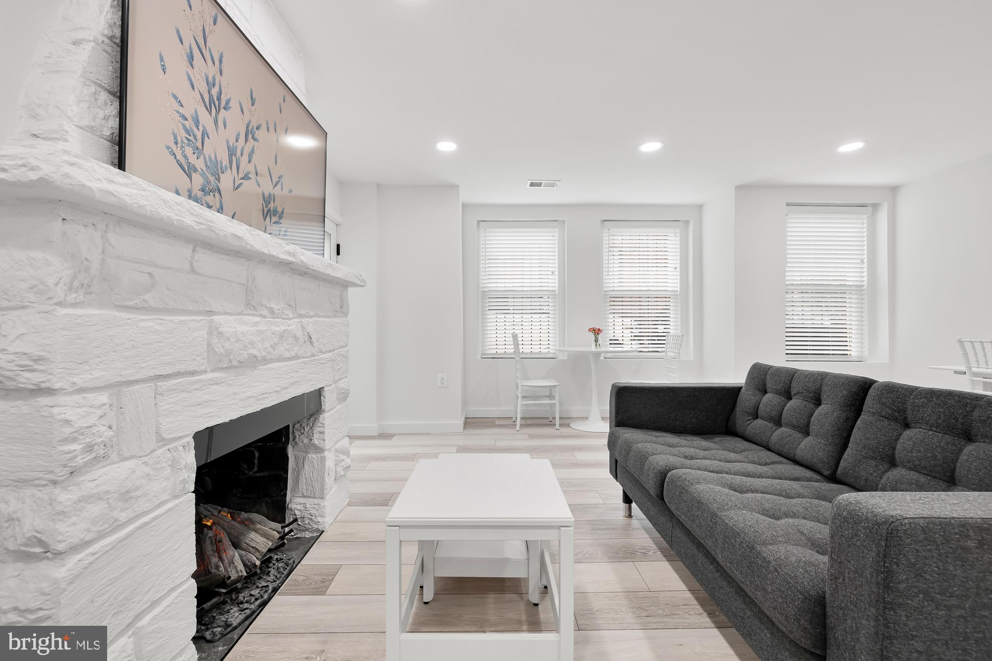 1821 19th Street Northwest, Unit 2 Washington, DC 20009 - Photo 4 of 24