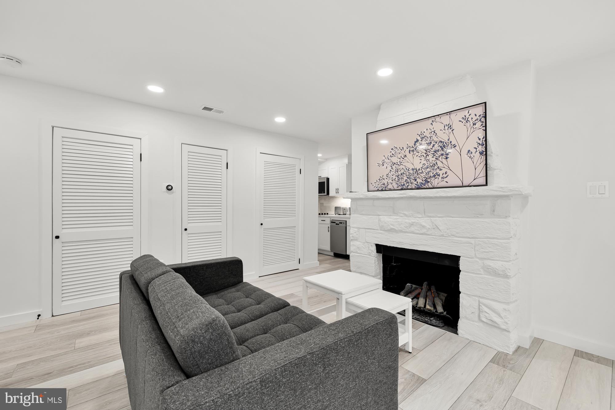 1821 19th Street Northwest, Unit 2 Washington, DC 20009 - Photo 8 of 24