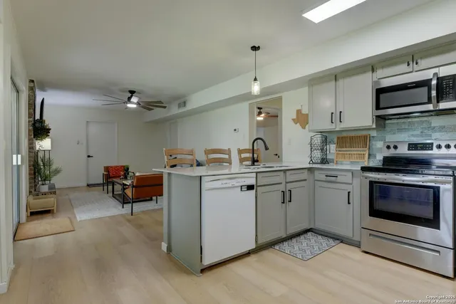 $348,750 | 5018 Risada Street, San Antonio, TX 78233