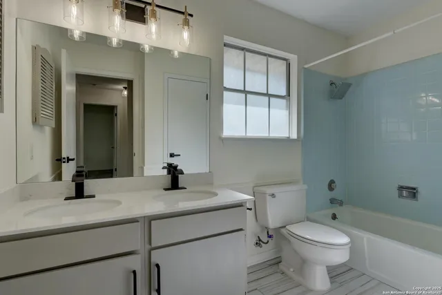 $348,750 | 5018 Risada Street, San Antonio, TX 78233