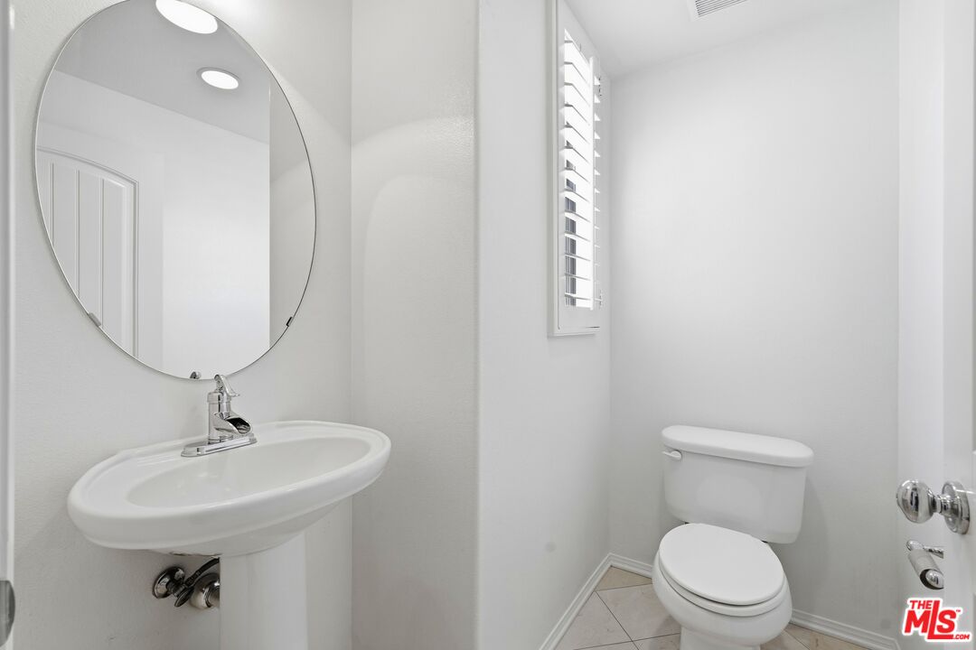 20244 Pienza Lane Porter Ranch, CA 91326 - Photo 15 of 34