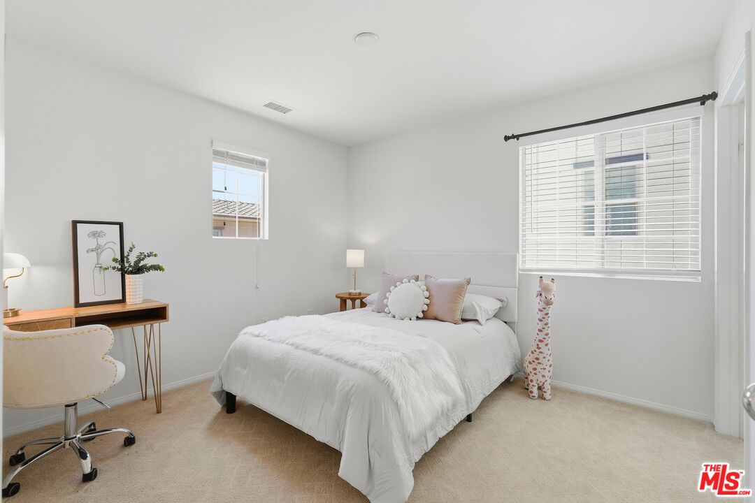 20244 Pienza Lane Porter Ranch, CA 91326 - Photo 17 of 34