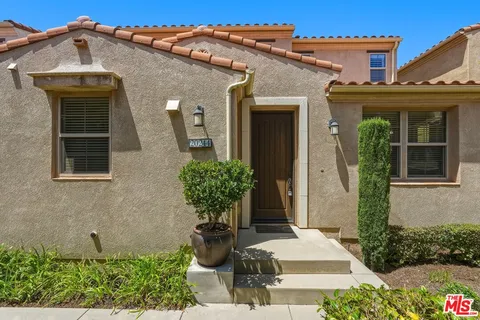 $820,000 | 20244 Pienza Lane, Porter Ranch, CA 91326