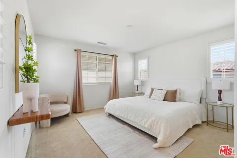 $820,000 | 20244 Pienza Lane, Porter Ranch, CA 91326