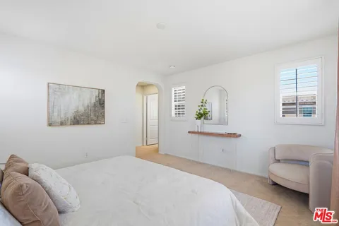 $820,000 | 20244 Pienza Lane, Porter Ranch, CA 91326