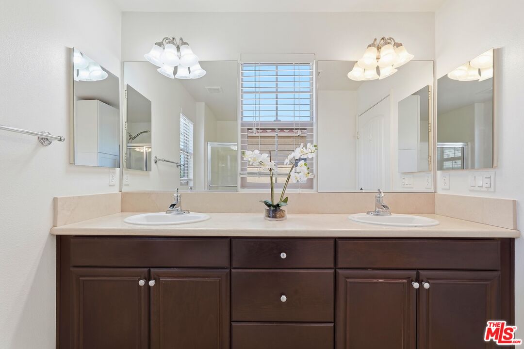 20244 Pienza Lane Porter Ranch, CA 91326 - Photo 26 of 34