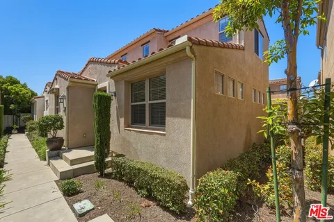 $820,000 | 20244 Pienza Lane, Porter Ranch, CA 91326