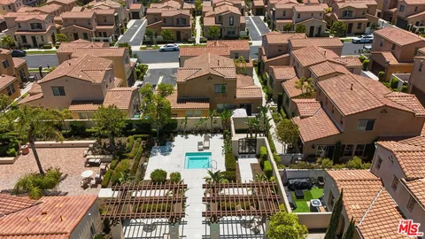 $820,000 | 20244 Pienza Lane, Porter Ranch, CA 91326
