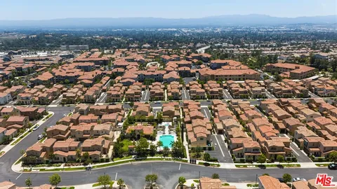 $820,000 | 20244 Pienza Lane, Porter Ranch, CA 91326