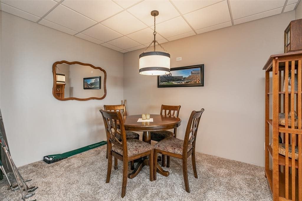 3075 Ridgeview Drive Ely, IA 52227 - Photo 36 of 44 Gallery Image 36