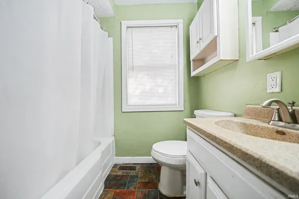 $140,000 | 314 North West Street, Warsaw, IN 46580