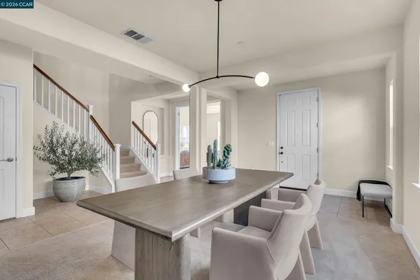 $1,098,000 | 733 West Questa Trail, Mountain House, CA 95391