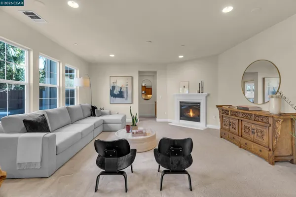 $1,098,000 | 733 West Questa Trail, Mountain House, CA 95391