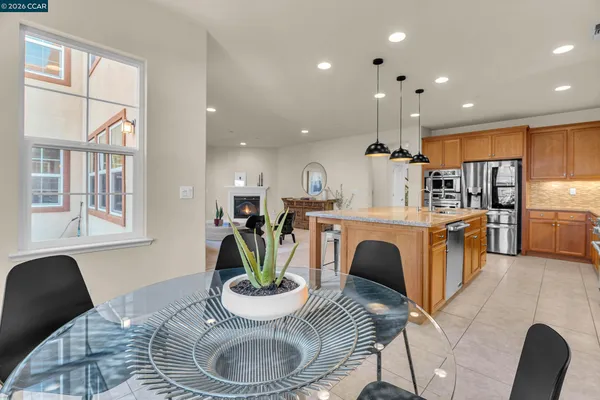 $1,098,000 | 733 West Questa Trail, Mountain House, CA 95391