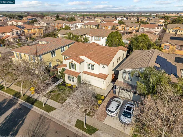 $1,098,000 | 733 West Questa Trail, Mountain House, CA 95391