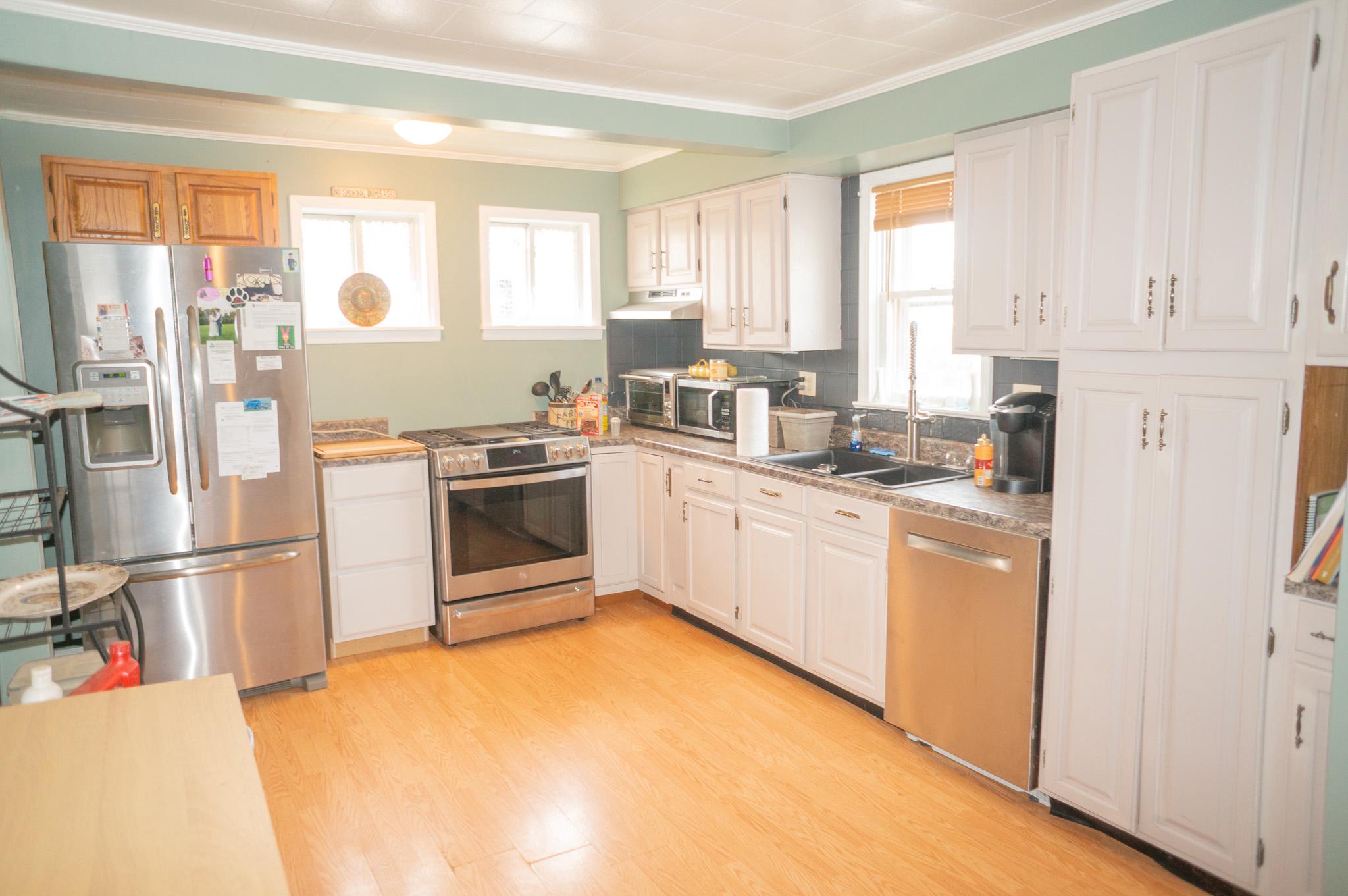 14803 Mt Olivet Road Stewartstown, PA 17363 - Photo 40 of 81 Bright and inviting kitchen space.
