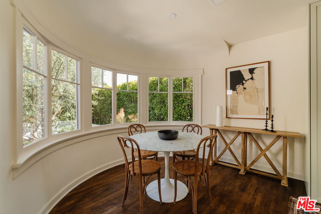 1929 North Oxford Avenue Los Angeles, CA 90027 - Photo 12 of 30