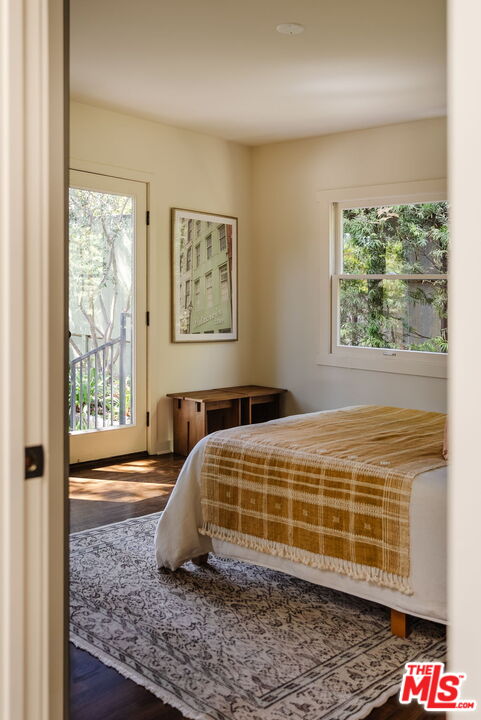 1929 North Oxford Avenue Los Angeles, CA 90027 - Photo 14 of 30