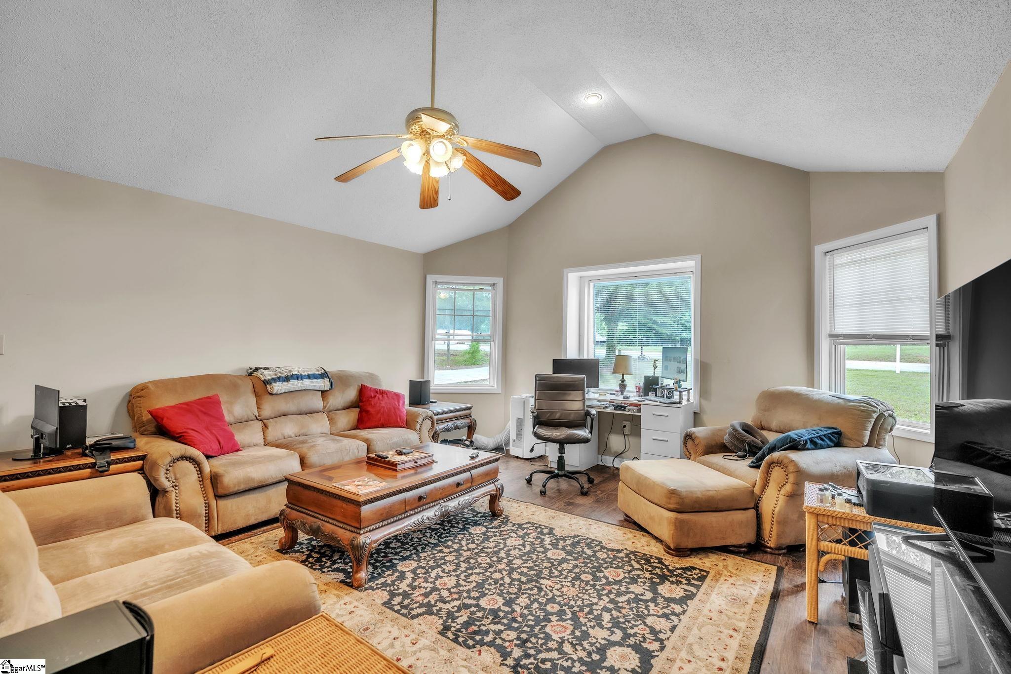 212 Seigler Road Pelzer, SC 29669 - Photo 9 of 39