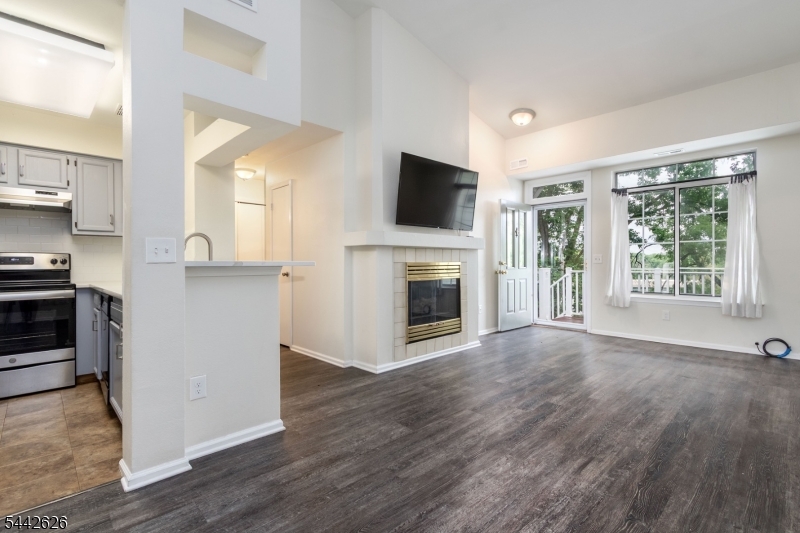 24 Wescott Road, Unit 24 Bedminster, NJ 07921 - Photo 9 of 26