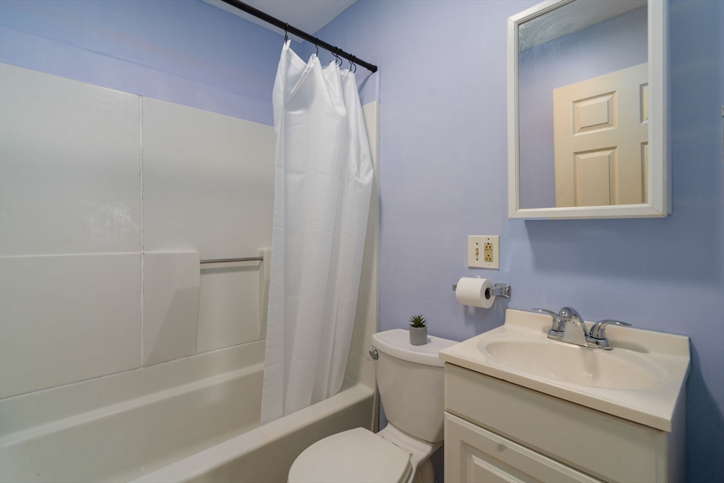 11 St Marys Road Burlington, MA 01803 - Photo 18 of 25 Gallery Image 18