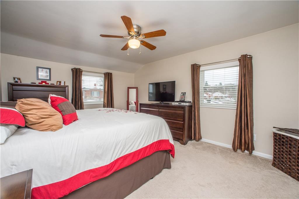 233 Orchard Spring Road Pittsburgh, PA 15220 - Photo 13 of 25 Gallery Image 13