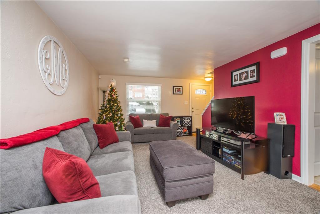 233 Orchard Spring Road Pittsburgh, PA 15220 - Photo 6 of 25 Gallery Image 6