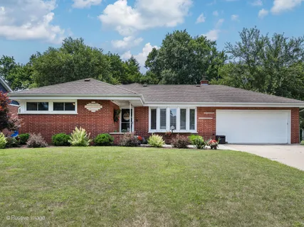 $399,999 | 12424 South Moody Avenue, Palos Heights, IL 60463