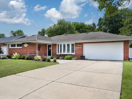 $399,999 | 12424 South Moody Avenue, Palos Heights, IL 60463