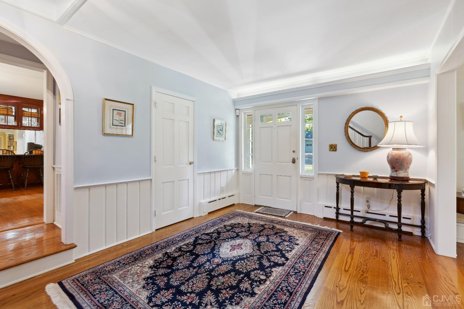 32 Oak Hills Road Edison, NJ 08820 - Photo 12 of 54 a living room with a rug