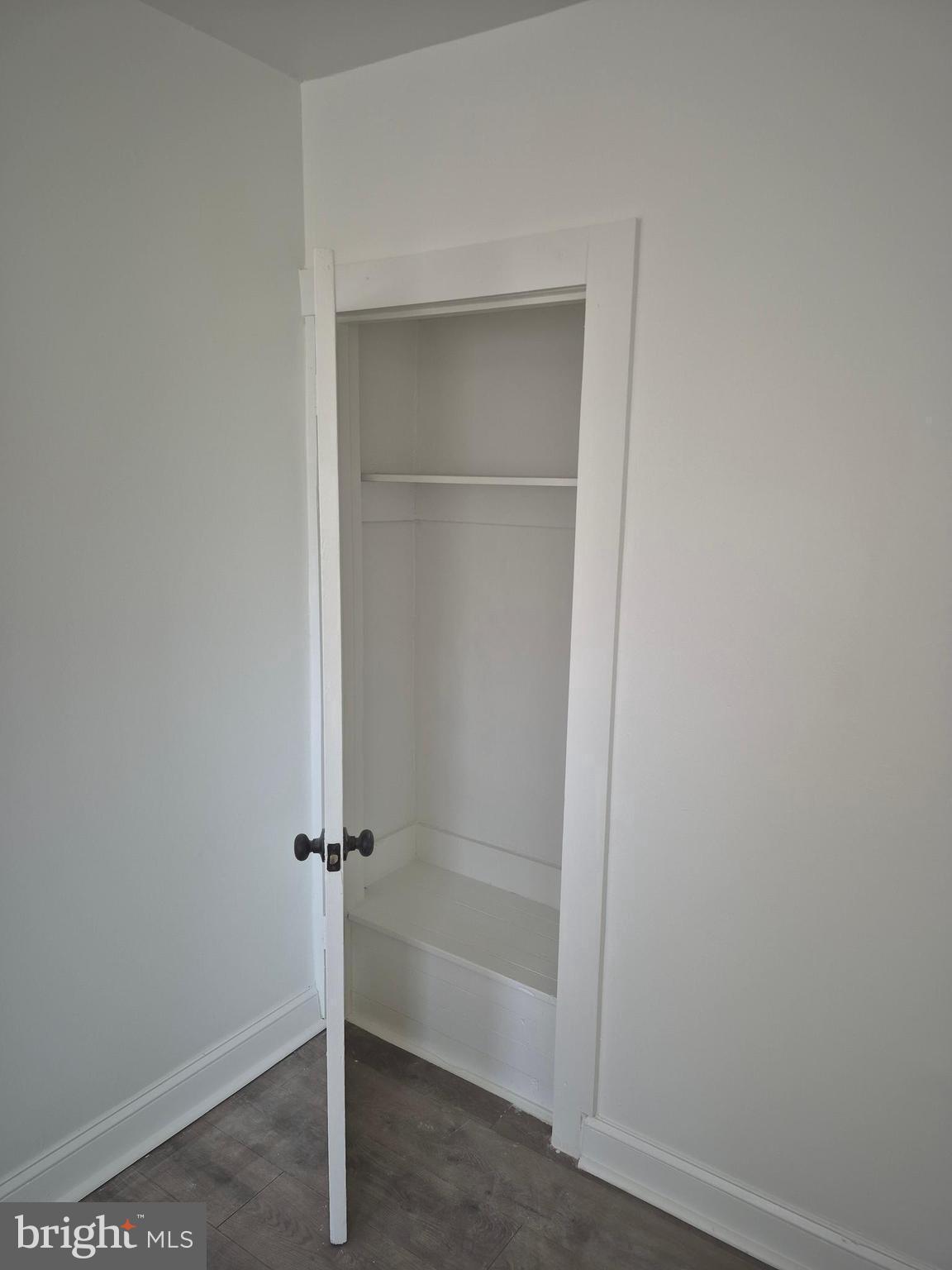 707 North Duncan Street Baltimore, MD 21205 - Photo 11 of 28 a bathroom with a bath tub