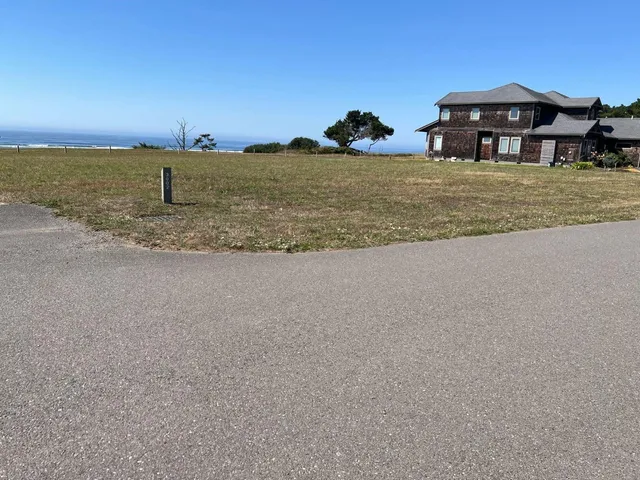 $425,000 | 3002 Sandpointe Drive, McKinleyville, CA 95519