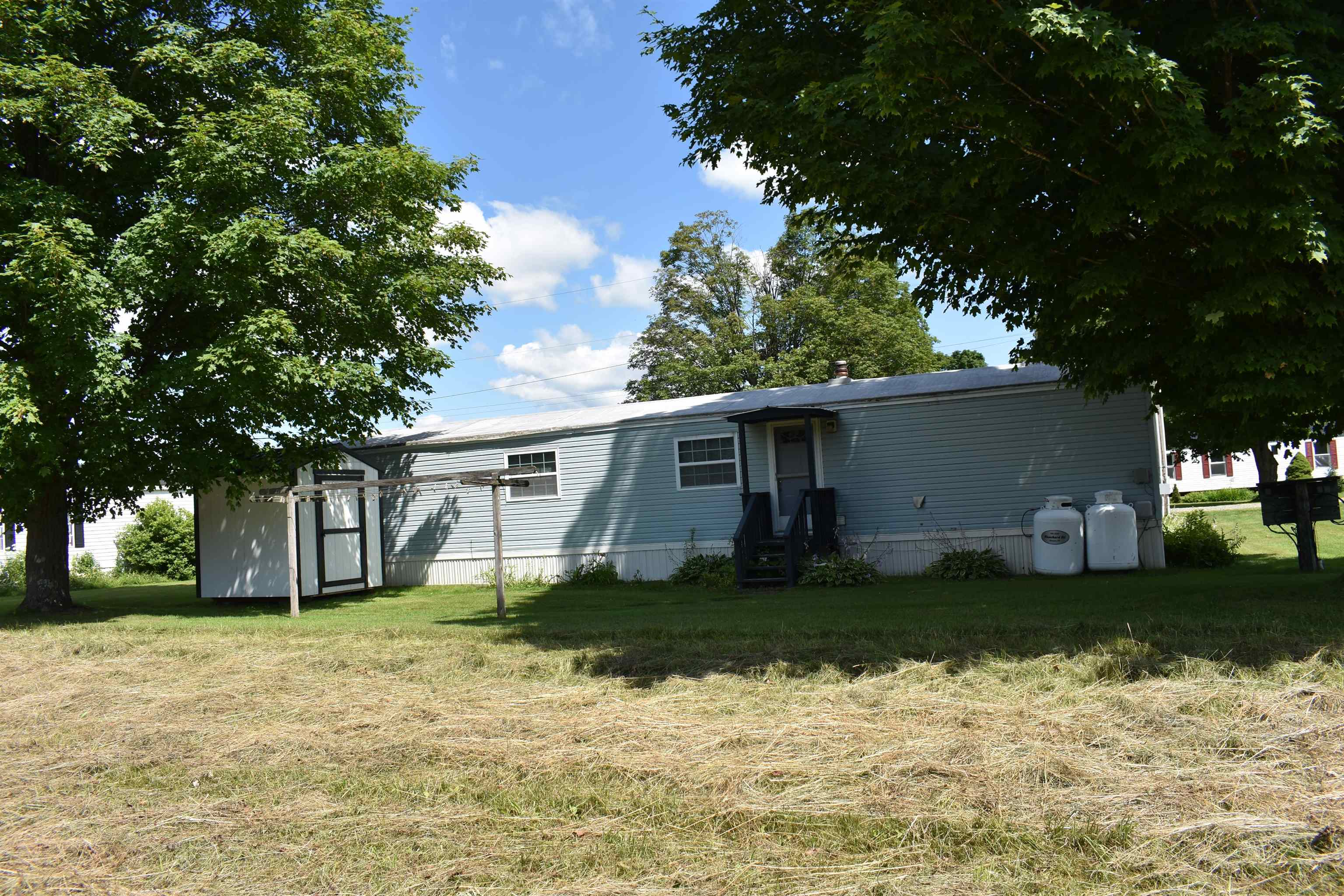 89 Roland Lane Barton, VT 05822 - Photo 4 of 20