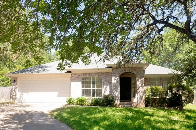 $4,500 | 6216 Jumano Lane, Austin, TX 78749
