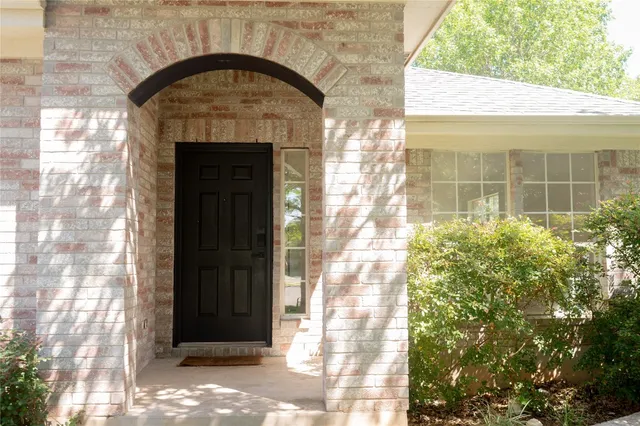 $4,500 | 6216 Jumano Lane, Austin, TX 78749