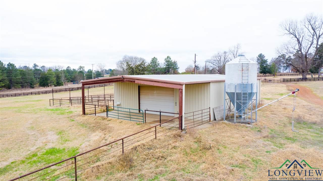 10477 Mallard Road Diana, TX 75640 - Photo 13 of 28 Gallery Image 13