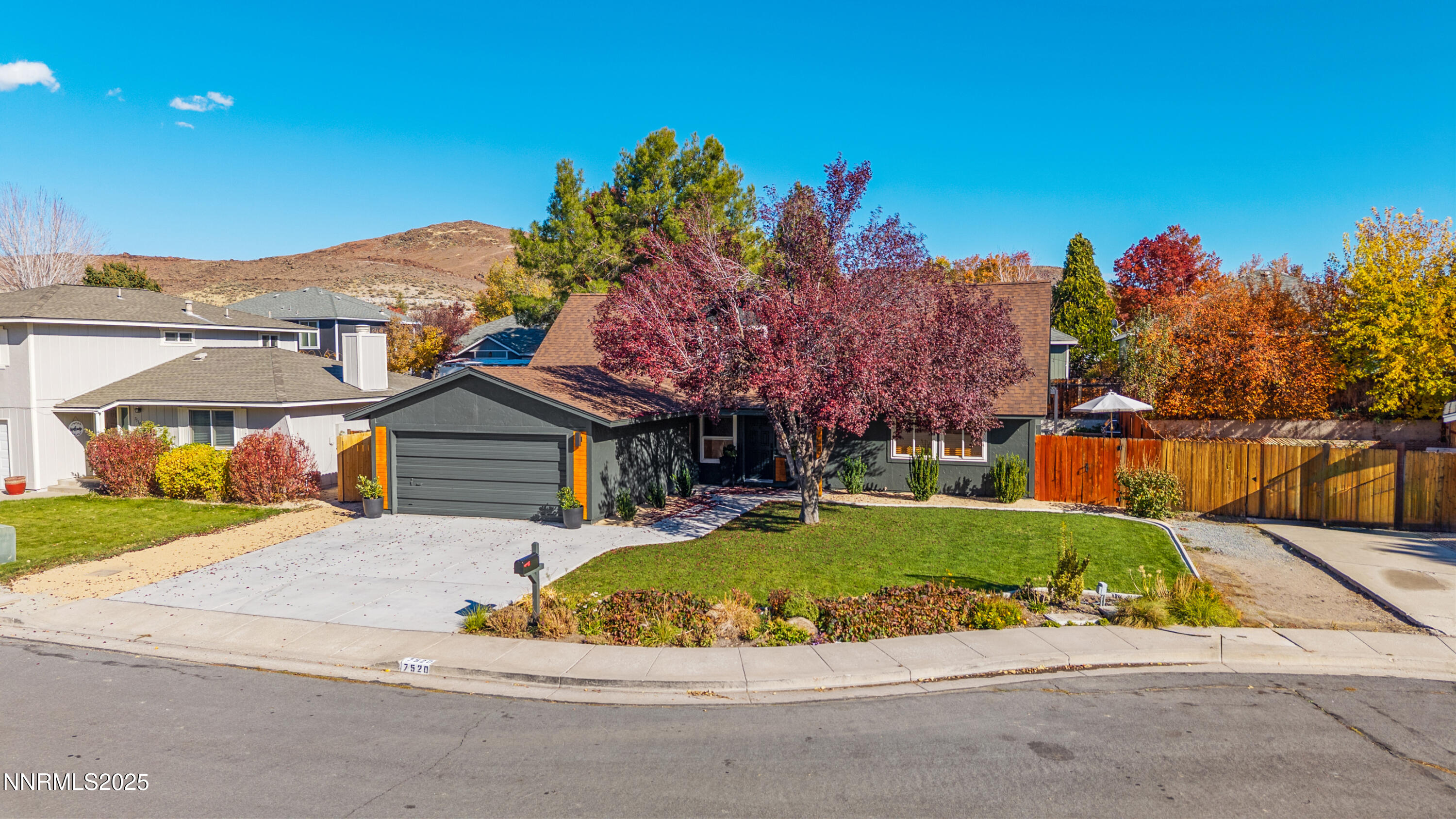 7520 Berryhill Drive Reno, NV 89511 - Photo 70 of 72 a view of a house with a patio