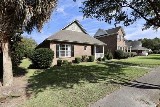 3192 Mayflower Lane Sumter, SC 29150 - Photo 2 of 75 D829128B-FC3B-4346-8F80-76D6190B8EC9_4_5