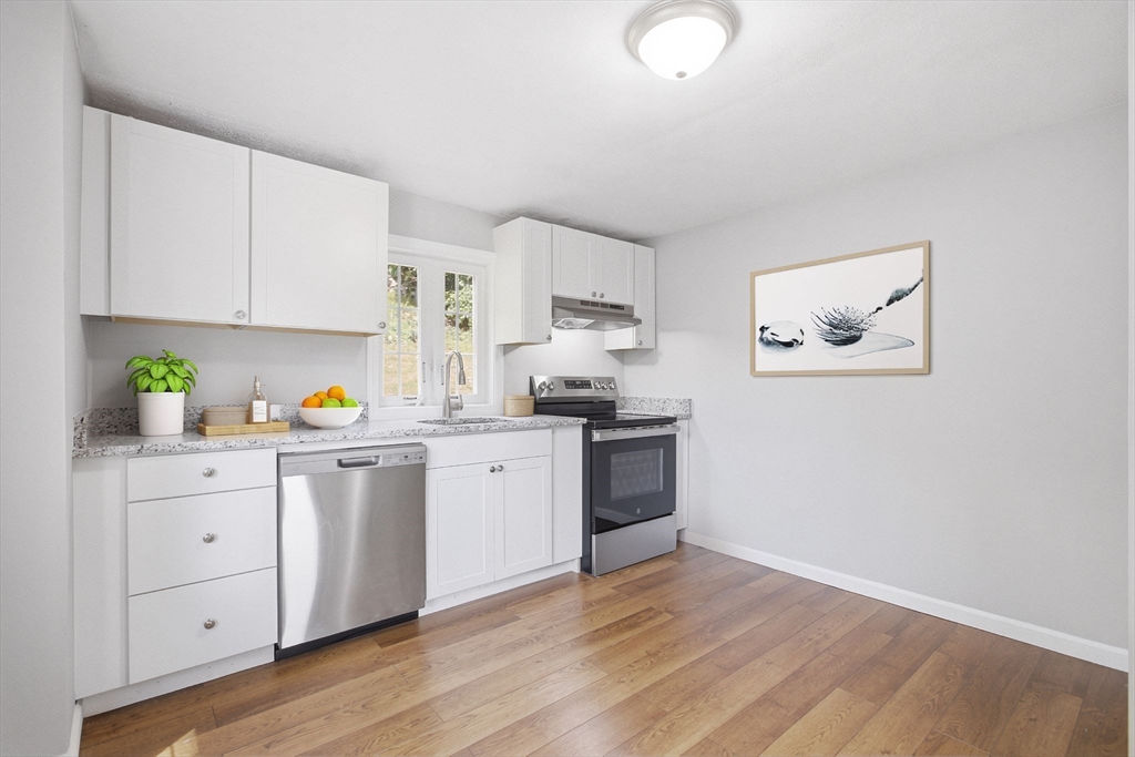270 Cambridge Road Woburn, MA 01801 - Photo 4 of 11