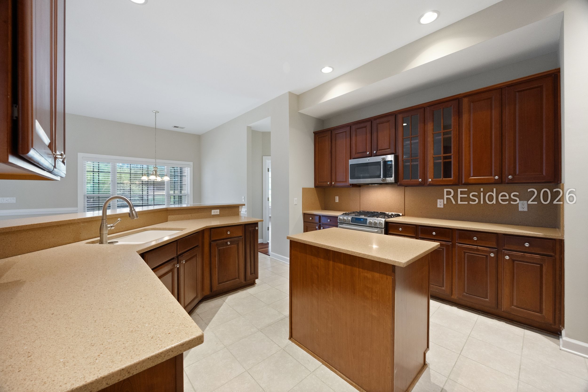 13 Gables Lane Bluffton, SC 29910 - Photo 12 of 48