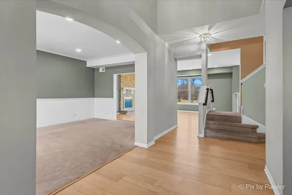 $700,000 | 2045 Morningview Drive, Hoffman Estates, IL 60192