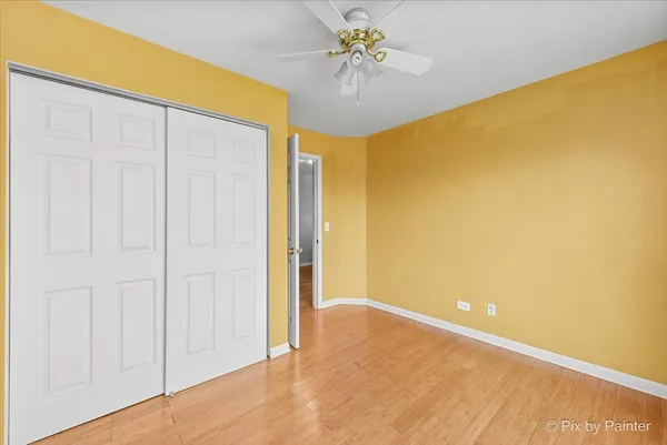 $700,000 | 2045 Morningview Drive, Hoffman Estates, IL 60192