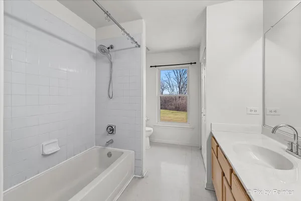 $700,000 | 2045 Morningview Drive, Hoffman Estates, IL 60192